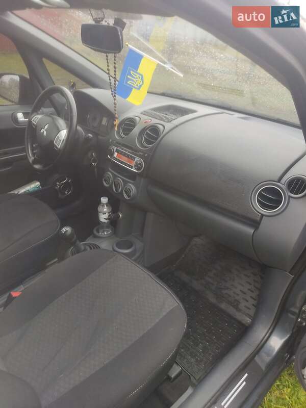 Хэтчбек Mitsubishi Colt 2008 в Бучаче