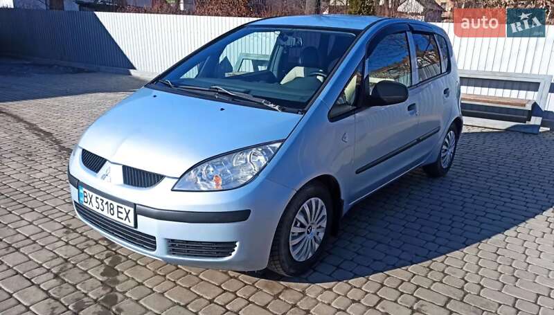 Хетчбек Mitsubishi Colt 2005 в Старокостянтинові