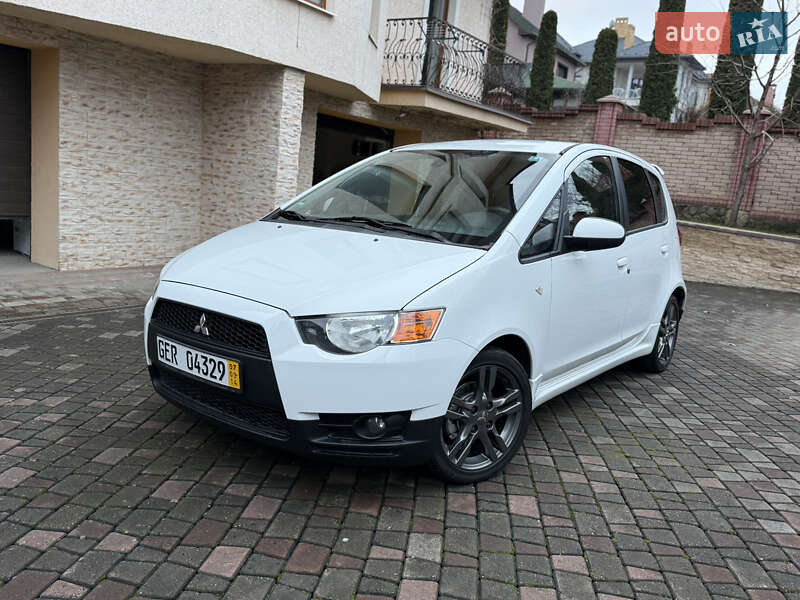 Хэтчбек Mitsubishi Colt 2010 в Черновцах фото 2 Хэтчбек Mitsubishi Colt 2010 в Черновцах
