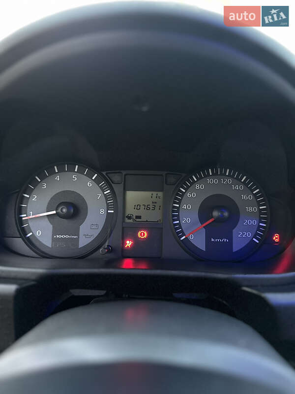 Хэтчбек Mitsubishi Colt 2009 в Буче фото 13 Хэтчбек Mitsubishi Colt 2009 в Буче