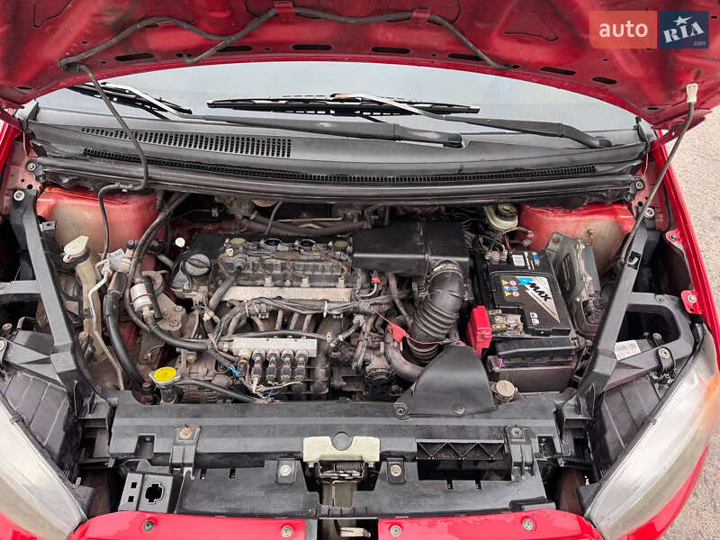 Хэтчбек Mitsubishi Colt 2010 в Запорожье фото 11 Хэтчбек Mitsubishi Colt 2010 в Запорожье