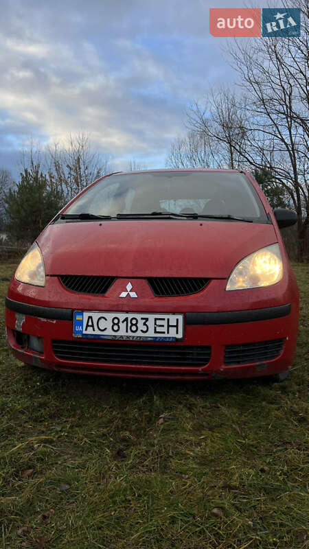 Хэтчбек Mitsubishi Colt 2008 в Киверцах