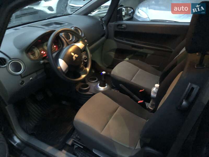 Хэтчбек Mitsubishi Colt 2009 в Сумах фото 5 Хэтчбек Mitsubishi Colt 2009 в Сумах