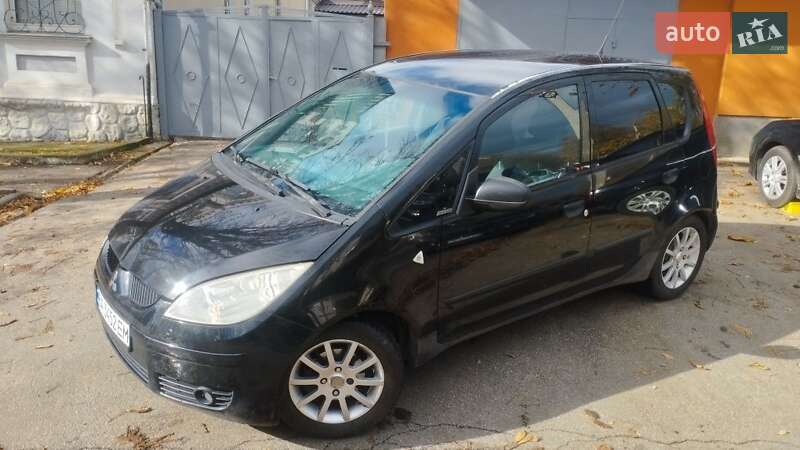 Хэтчбек Mitsubishi Colt 2006 в Кропивницком