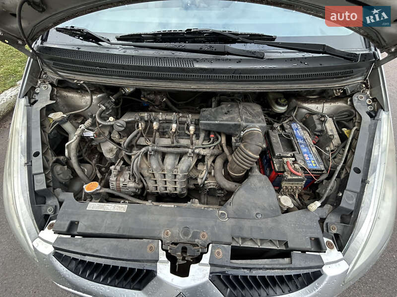 Хэтчбек Mitsubishi Colt 2005 в Прилуках