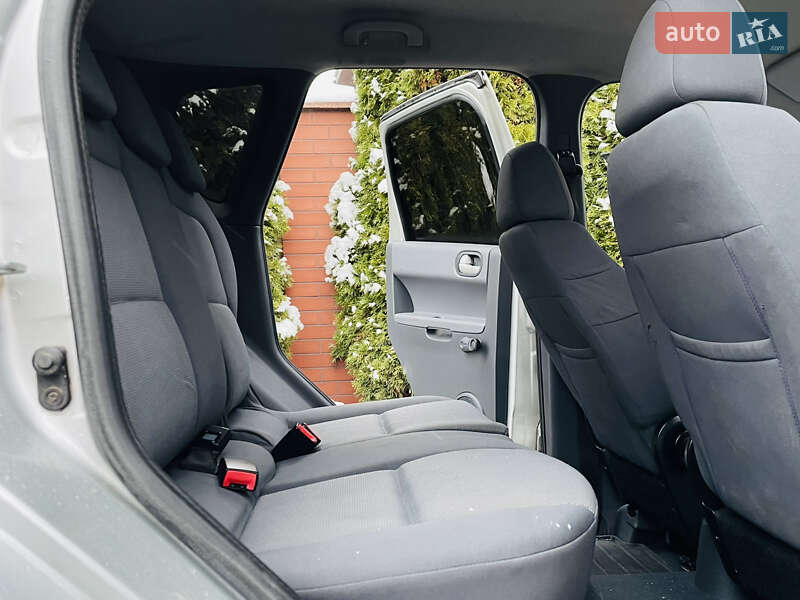 Хетчбек Mitsubishi Colt 2006 в Івано-Франківську