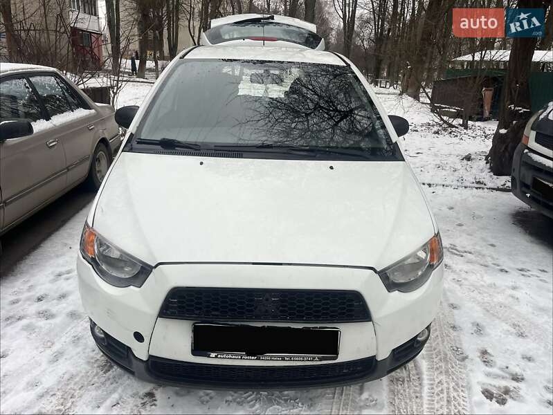 Хэтчбек Mitsubishi Colt 2010 в Луцке