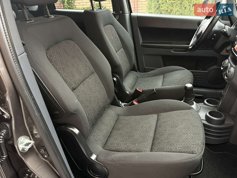 Хетчбек Mitsubishi Colt 2012 в Чернівцях