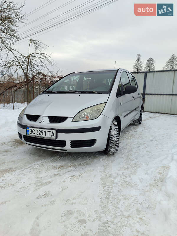 Mitsubishi Colt 2005