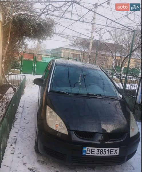 Хэтчбек Mitsubishi Colt 2007 в Ивановке
