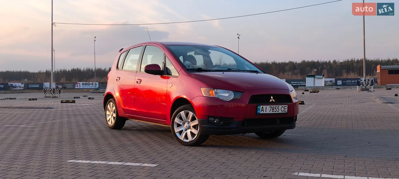 2010 Mitsubishi Colt - мініатюра 12
