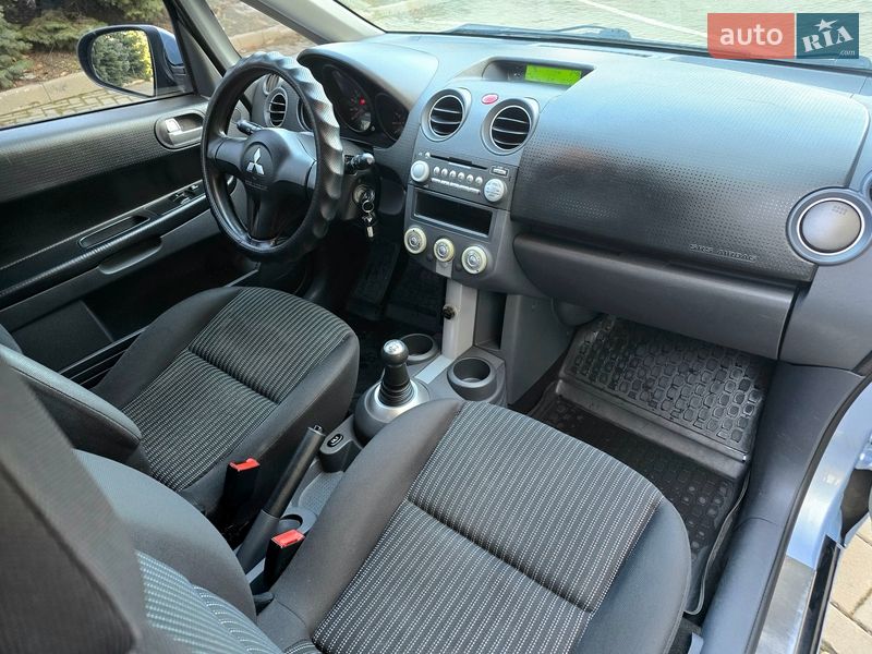 Хэтчбек Mitsubishi Colt 2007 в Харькове