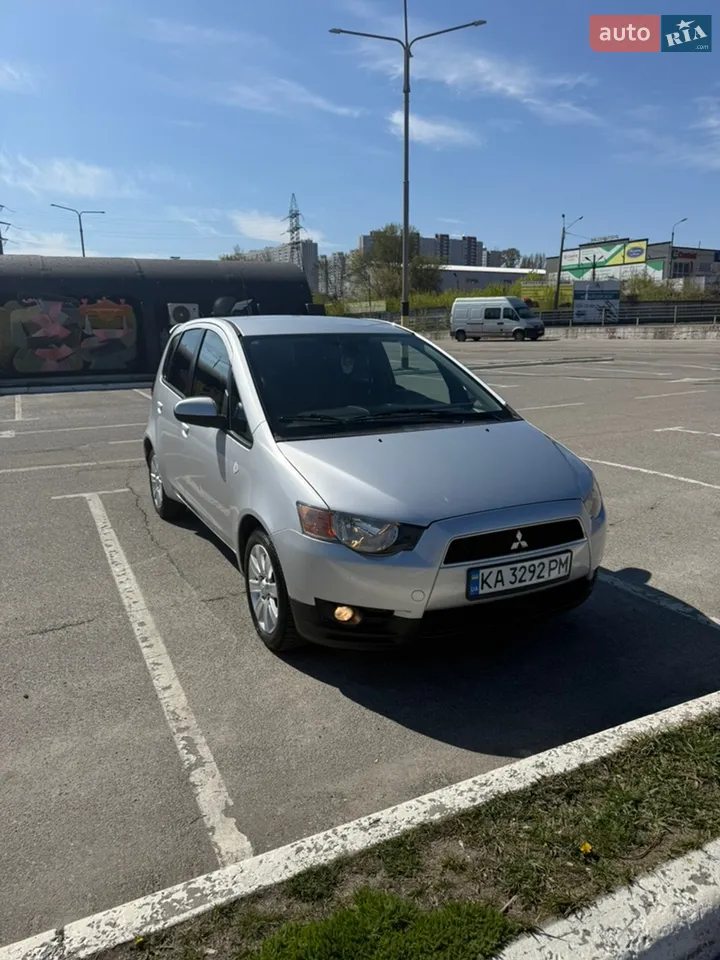 2012 Mitsubishi Colt - мініатюра 14