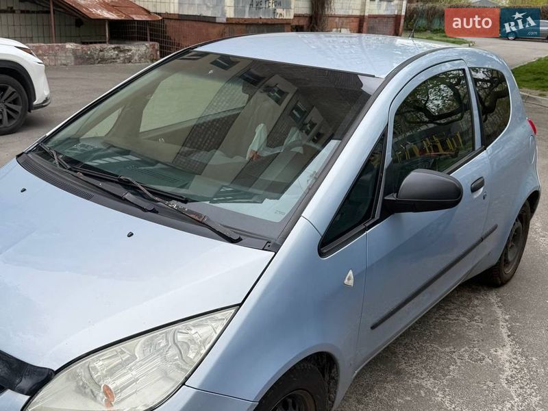 Mitsubishi Colt 2005