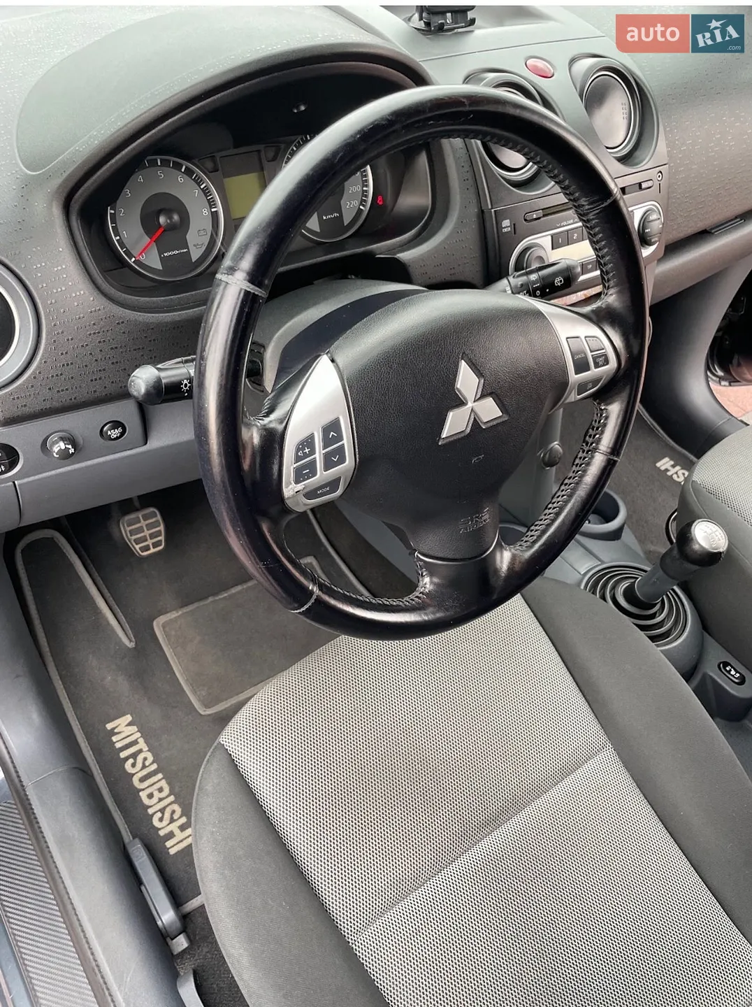 2010 Mitsubishi Colt - мініатюра 6