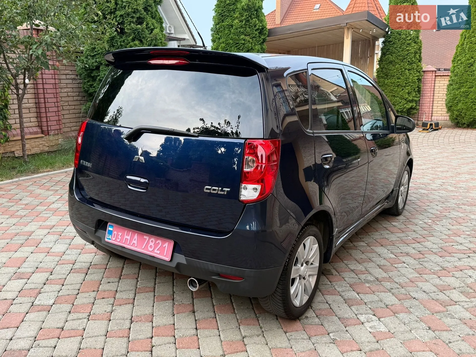 2011 Mitsubishi Colt - мініатюра 8