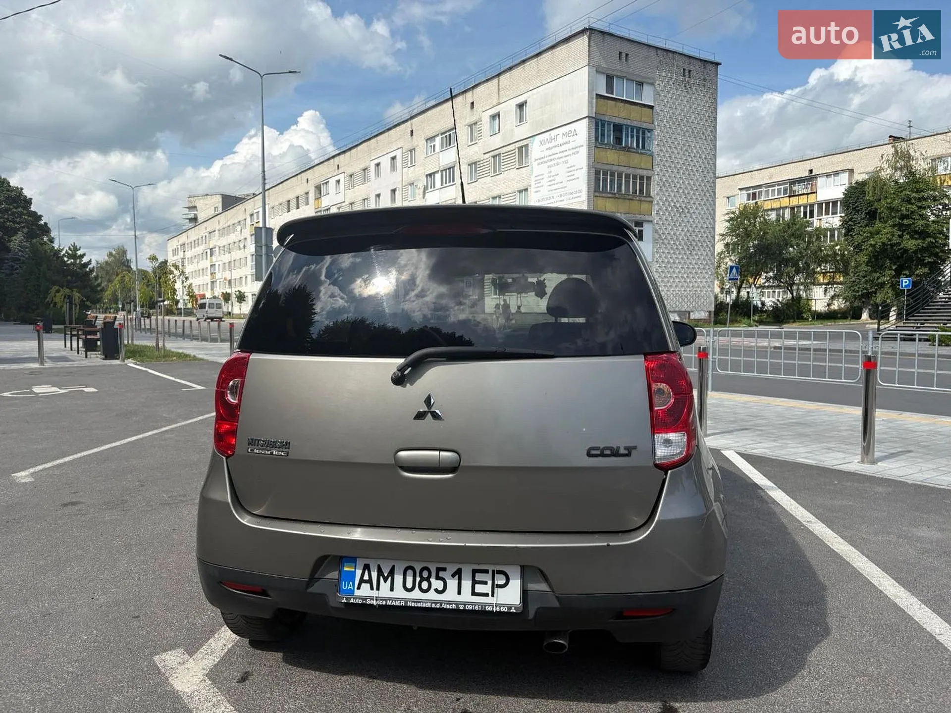 2010 Mitsubishi Colt - мініатюра 3