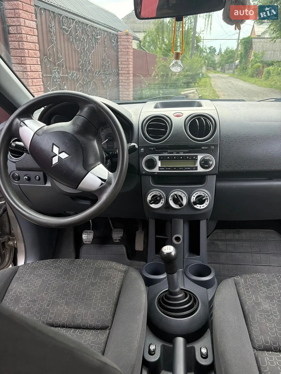 2010 Mitsubishi Colt - мініатюра 6