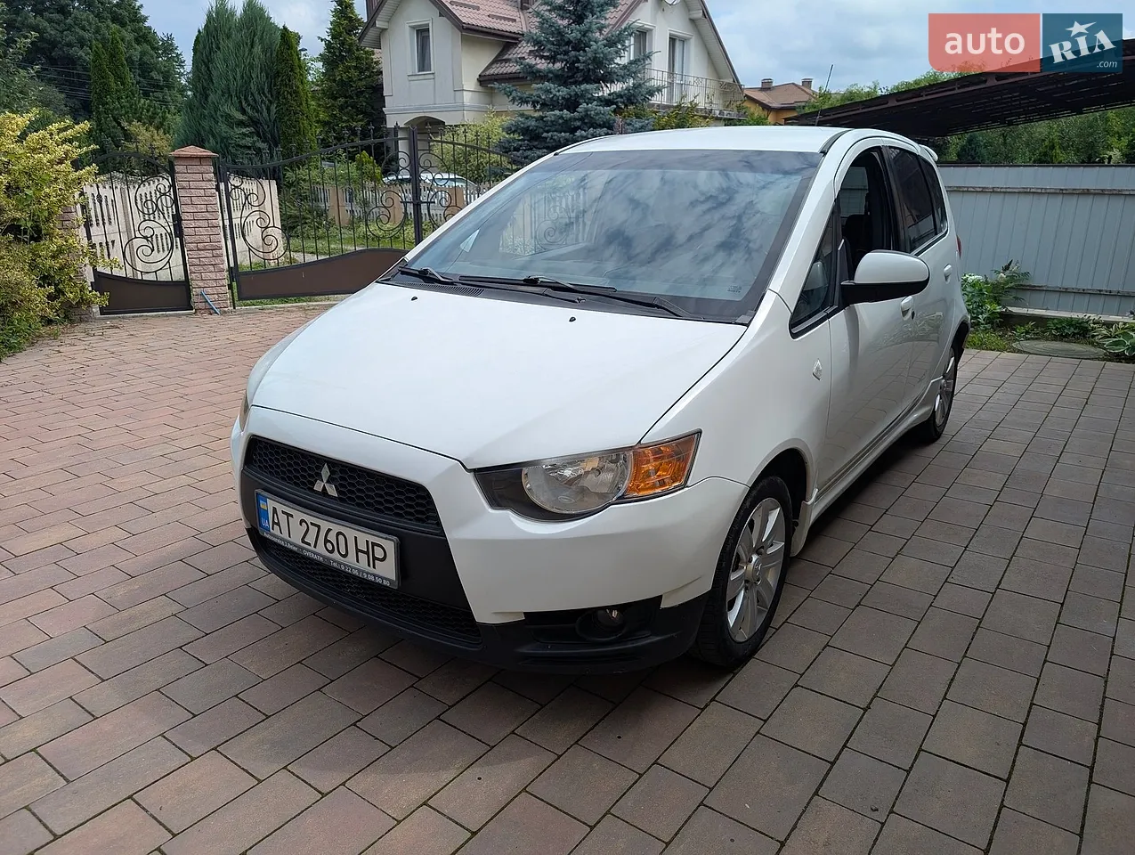 2011 Mitsubishi Colt - мініатюра 13