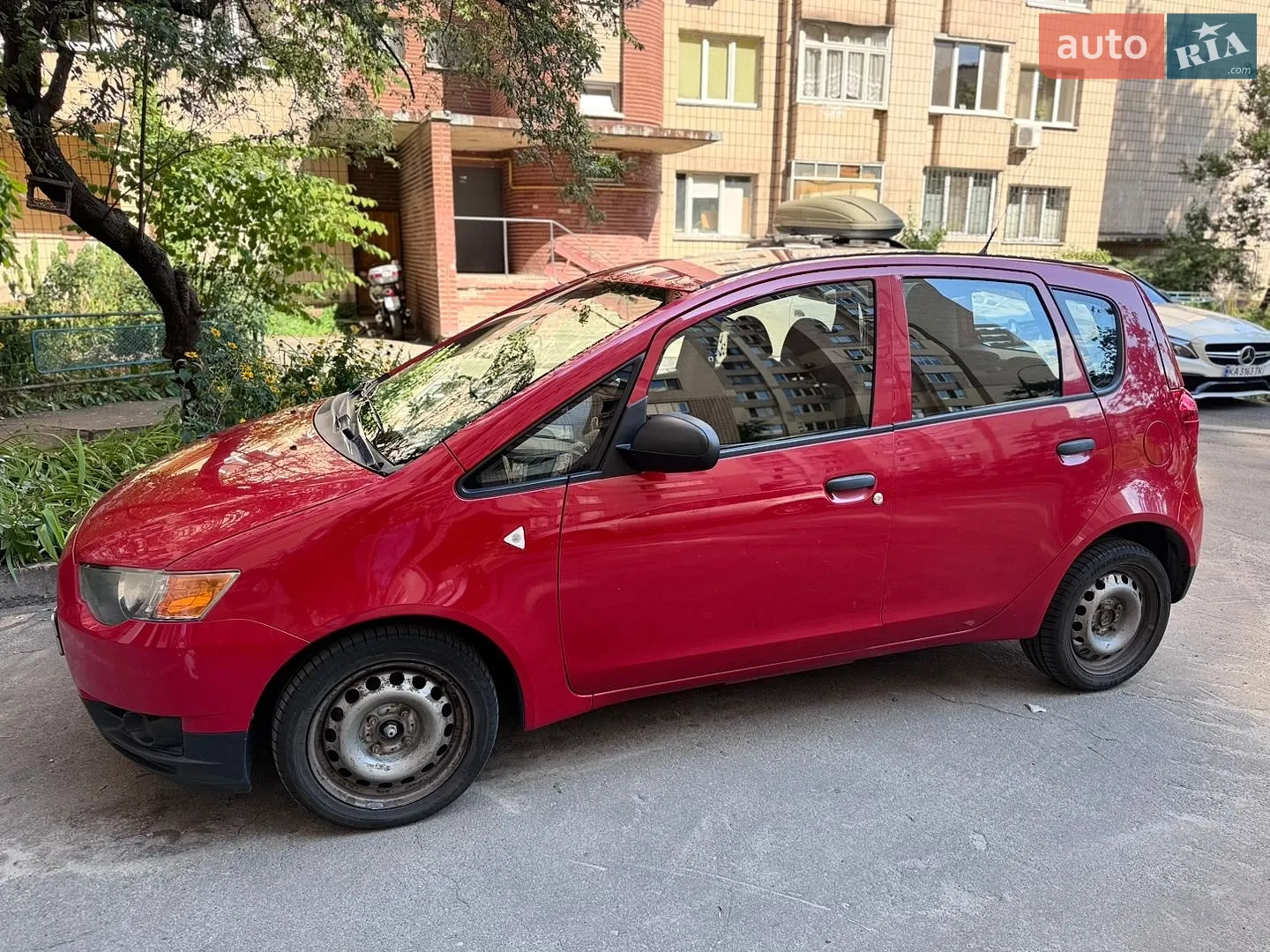 2010 Mitsubishi Colt - мініатюра 3
