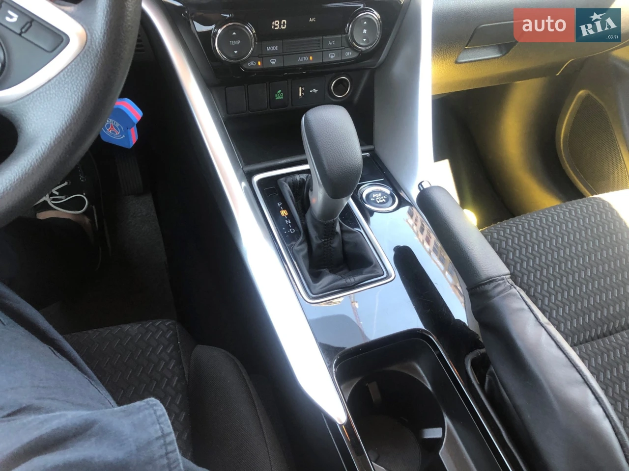 2018 Mitsubishi Eclipse Cross - мініатюра 17
