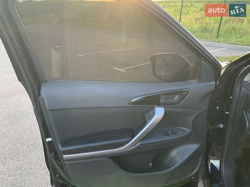 Внедорожник / Кроссовер Mitsubishi Eclipse Cross 2018 в Ровно