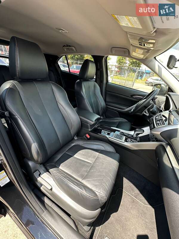 Внедорожник / Кроссовер Mitsubishi Eclipse Cross 2018 в Киеве