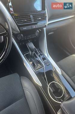 Внедорожник / Кроссовер Mitsubishi Eclipse Cross 2023 в 
