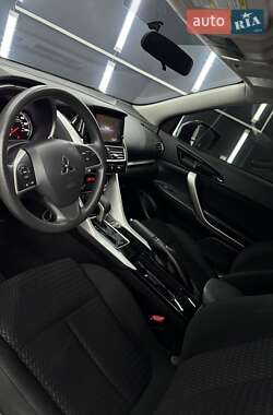 Позашляховик / Кросовер Mitsubishi Eclipse Cross 2019 в 