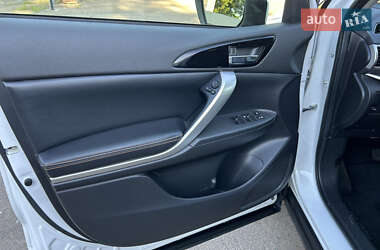 Внедорожник / Кроссовер Mitsubishi Eclipse Cross 2018 в 