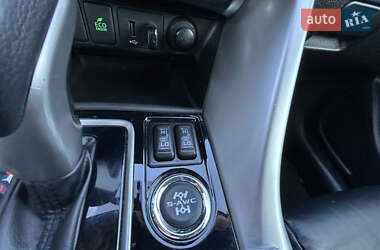 Внедорожник / Кроссовер Mitsubishi Eclipse Cross 2018 в 