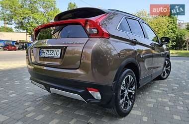Позашляховик / Кросовер Mitsubishi Eclipse Cross 2018 в 