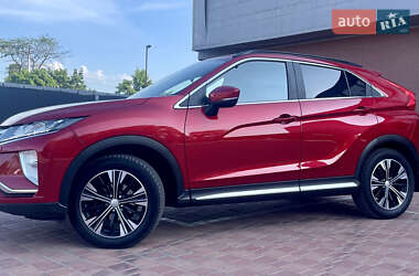 Позашляховик / Кросовер Mitsubishi Eclipse Cross 2020 в 