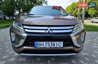 Внедорожник / Кроссовер Mitsubishi Eclipse Cross 2018 в 