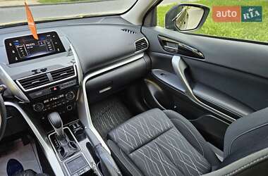 Внедорожник / Кроссовер Mitsubishi Eclipse Cross 2018 в 