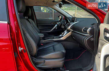 Внедорожник / Кроссовер Mitsubishi Eclipse Cross 2018 в 