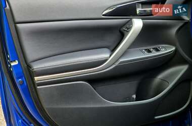 Внедорожник / Кроссовер Mitsubishi Eclipse Cross 2022 в 