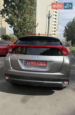 Внедорожник / Кроссовер Mitsubishi Eclipse Cross 2020 в 