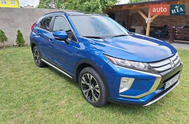 Внедорожник / Кроссовер Mitsubishi Eclipse Cross 2018 в 