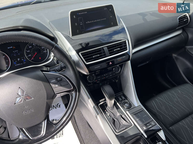 Позашляховик / Кросовер Mitsubishi Eclipse Cross 2018 в Нововолинську