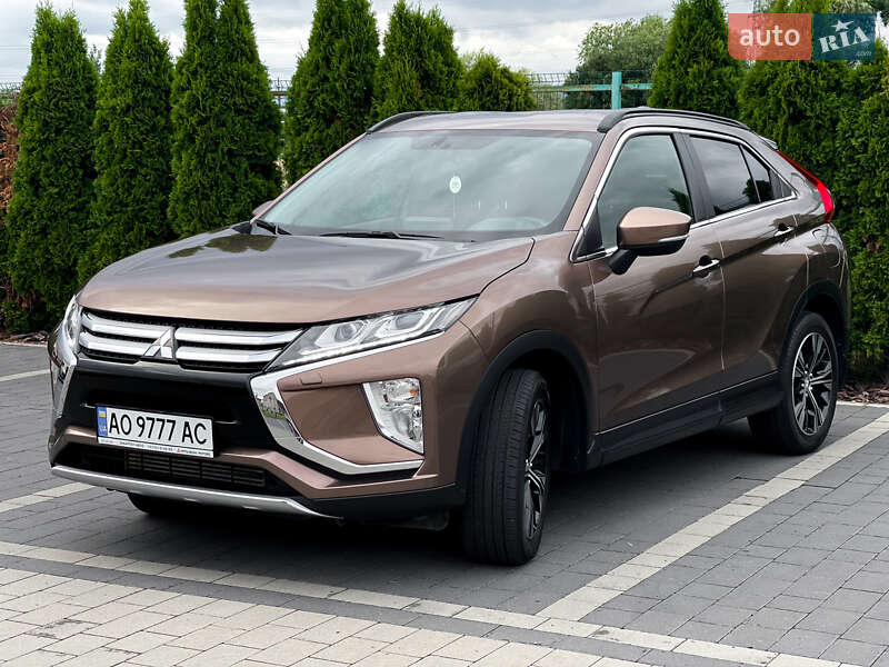 Позашляховик / Кросовер Mitsubishi Eclipse Cross 2018 в Мукачевому