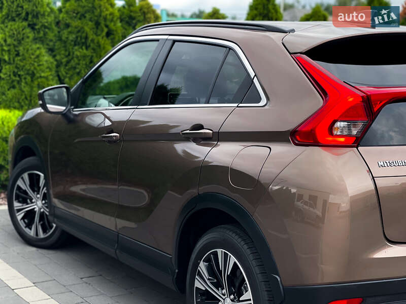 Позашляховик / Кросовер Mitsubishi Eclipse Cross 2018 в Мукачевому