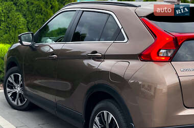Внедорожник / Кроссовер Mitsubishi Eclipse Cross 2018 в 