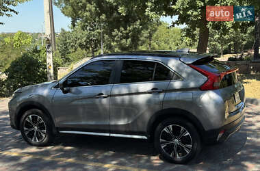 Внедорожник / Кроссовер Mitsubishi Eclipse Cross 2018 в 
