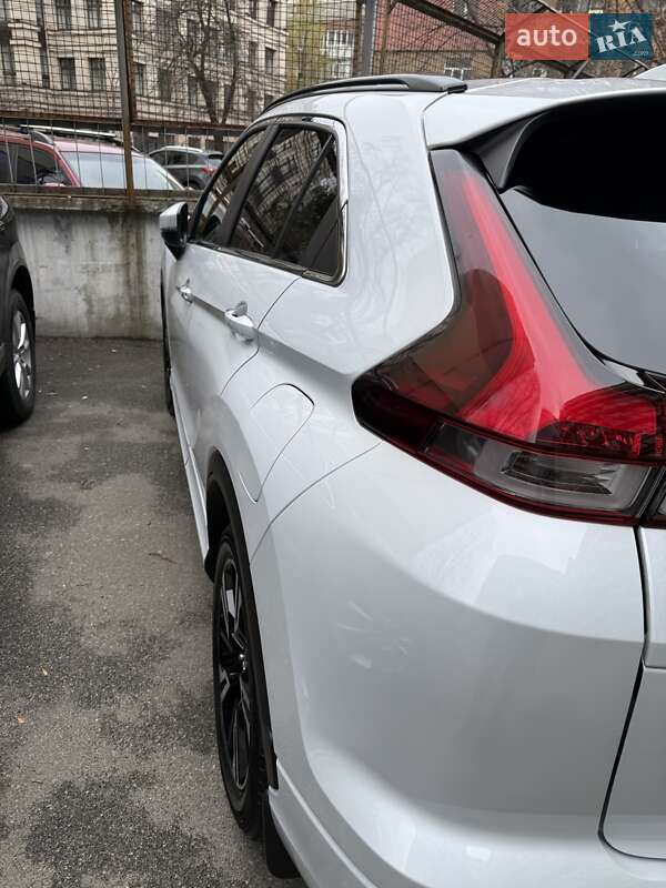 Позашляховик / Кросовер Mitsubishi Eclipse Cross 2023 в Києві