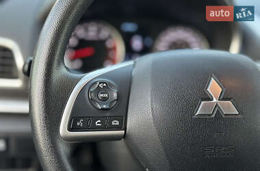 Внедорожник / Кроссовер Mitsubishi Eclipse Cross 2019 в 