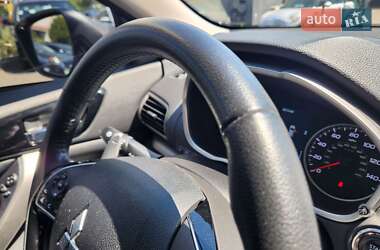 Внедорожник / Кроссовер Mitsubishi Eclipse Cross 2018 в 