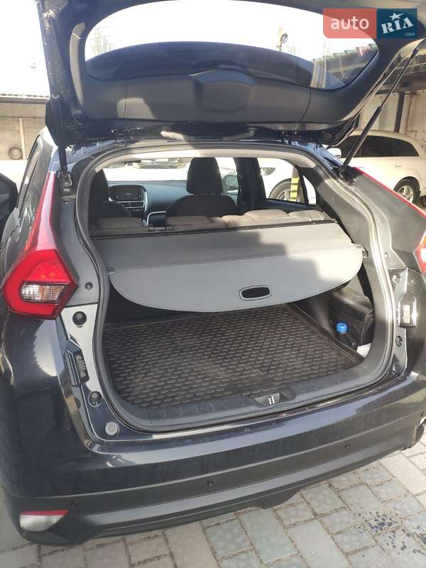 Внедорожник / Кроссовер Mitsubishi Eclipse Cross 2020 в Запорожье