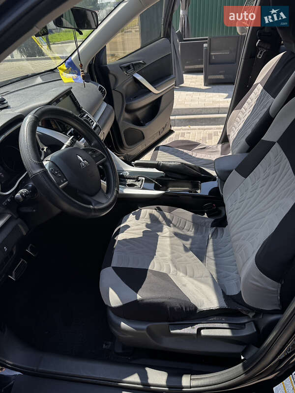 Внедорожник / Кроссовер Mitsubishi Eclipse Cross 2019 в Киеве