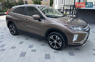 Внедорожник / Кроссовер Mitsubishi Eclipse Cross 2018 в 
